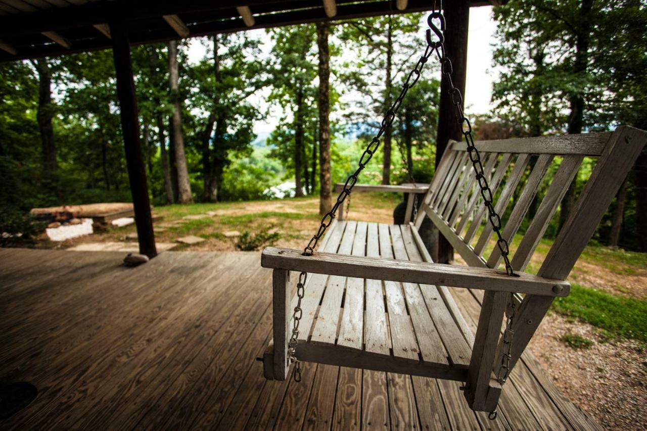 Nolichuckey Bluffs Bed & Breakfast Cabins Greeneville Exterior photo